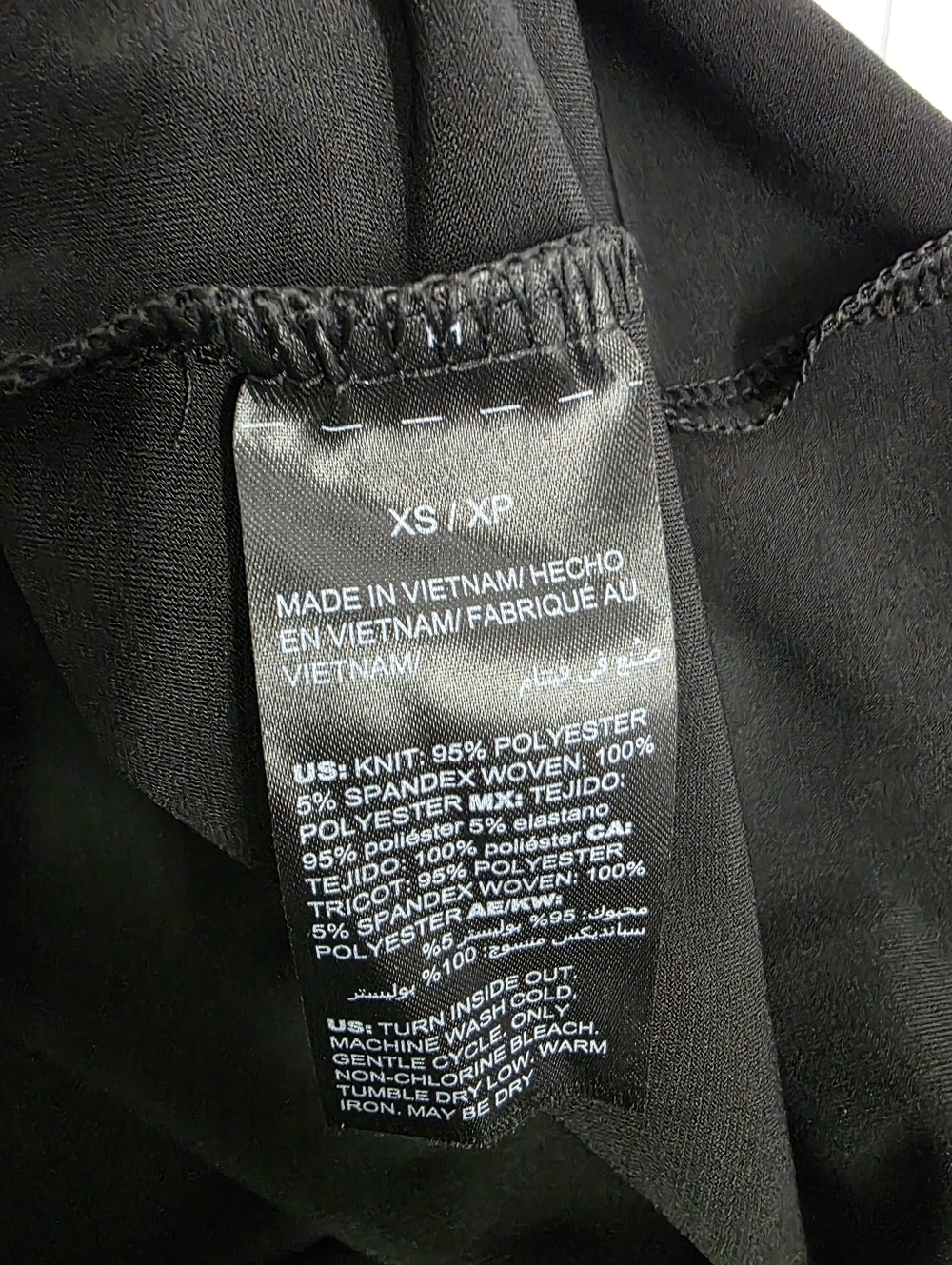 WHBM Black Ruffle Sleeveless Blouse Button Front Top Work Chic NEW - Picture 7 of 8